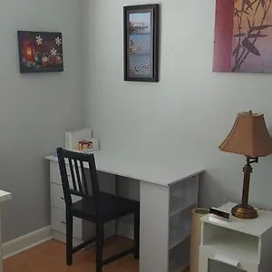 High Park Single With Personal Washroom And Kitchen Toronto